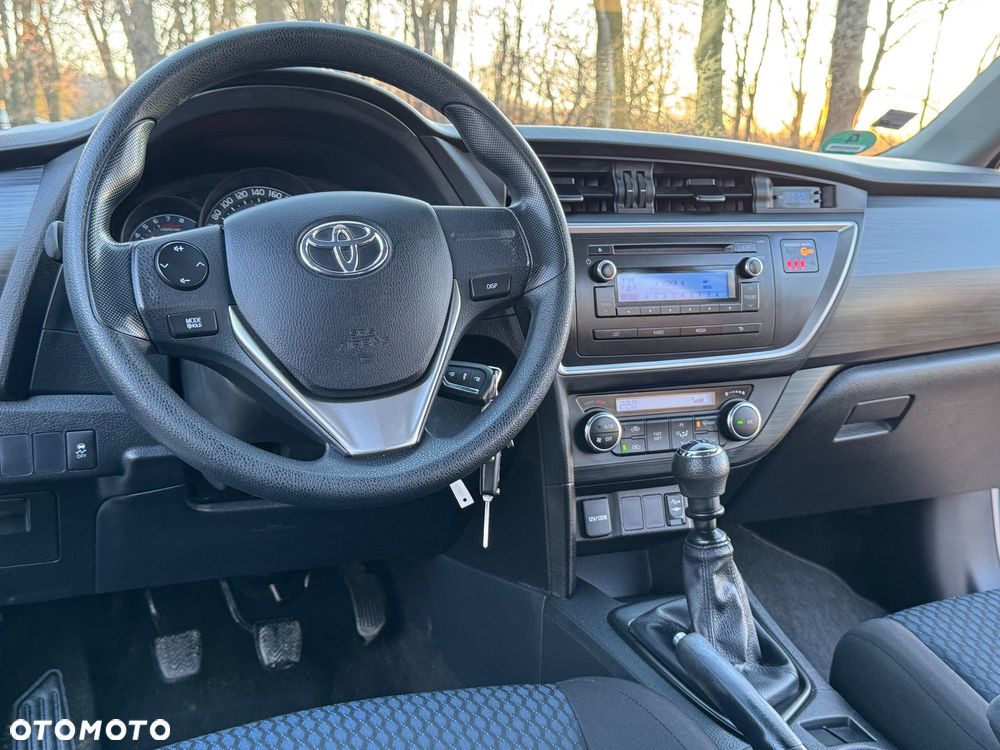 Toyota Auris 1.33 Dual-VVT-i Cool - 31
