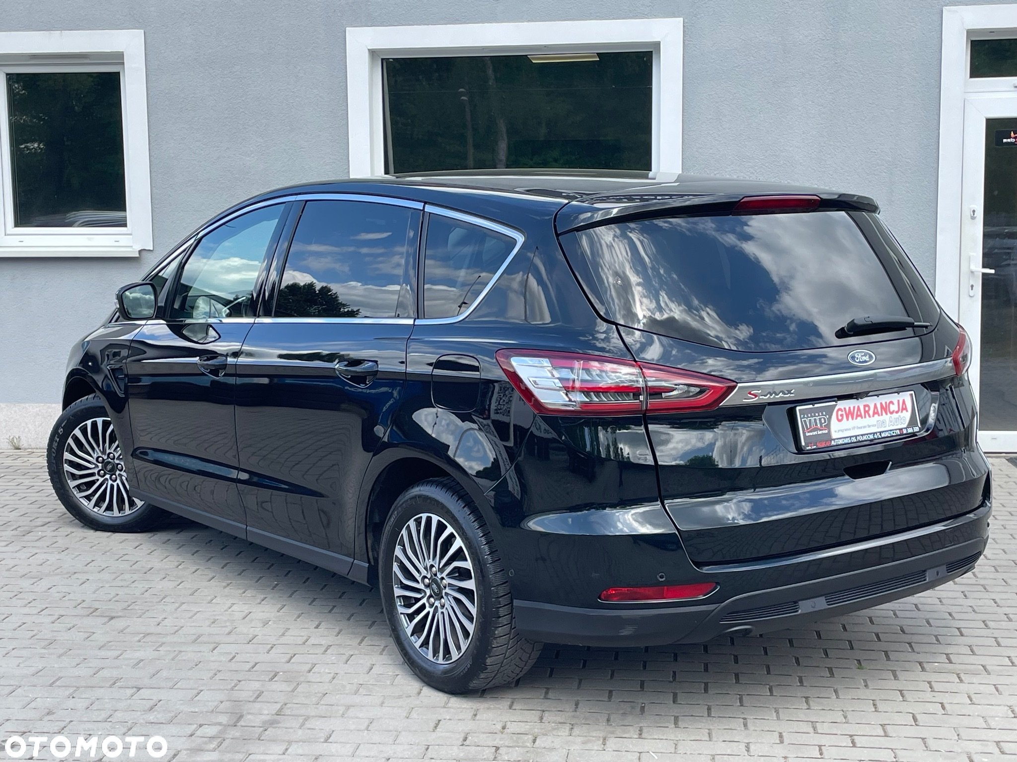 Ford S-Max 1.5 Eco Boost Start-Stopp TITANIUM - 3