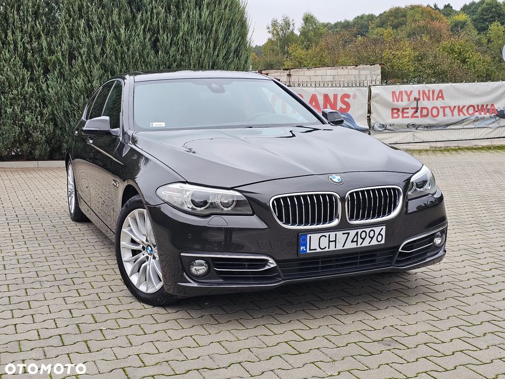 BMW Seria 5 525d Luxury Line - 6