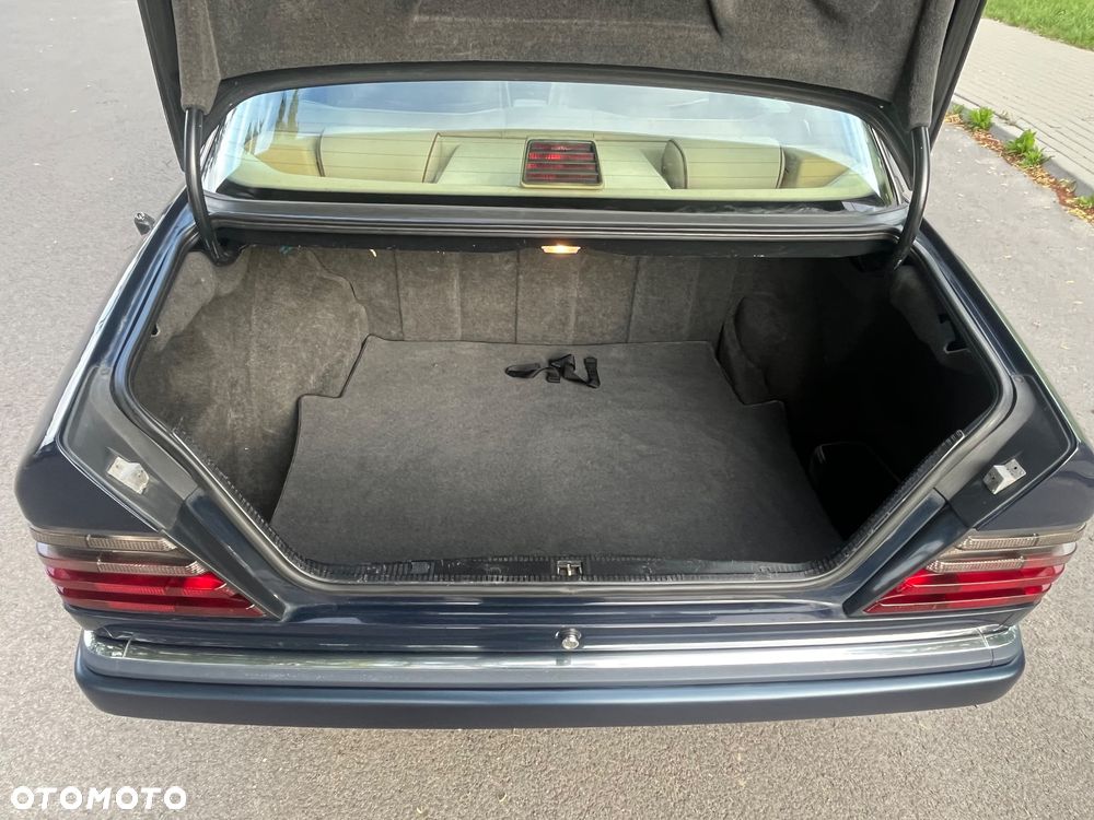 Mercedes-Benz W124 (1984-1993) - 15
