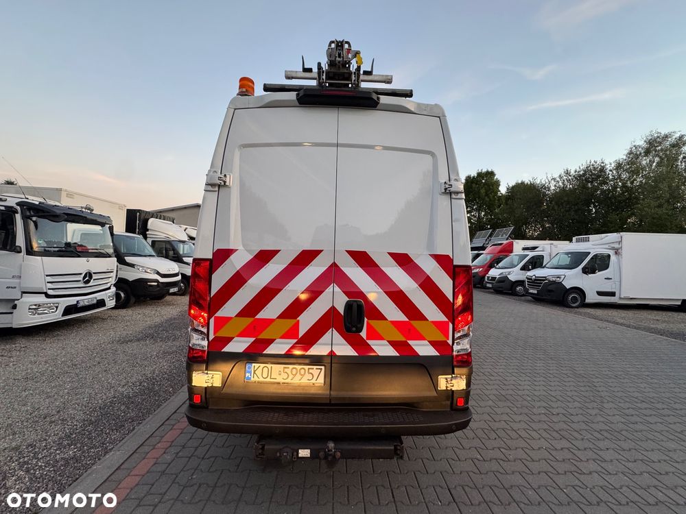 Iveco IVECO DAILY 50c15  DMC 3500 KG W OFERCIE OK 70 SZTUK FURGON KONTENER CHLODNIA WYWROT PODWOZIE DO ZABUDOWY 35c15 - 7