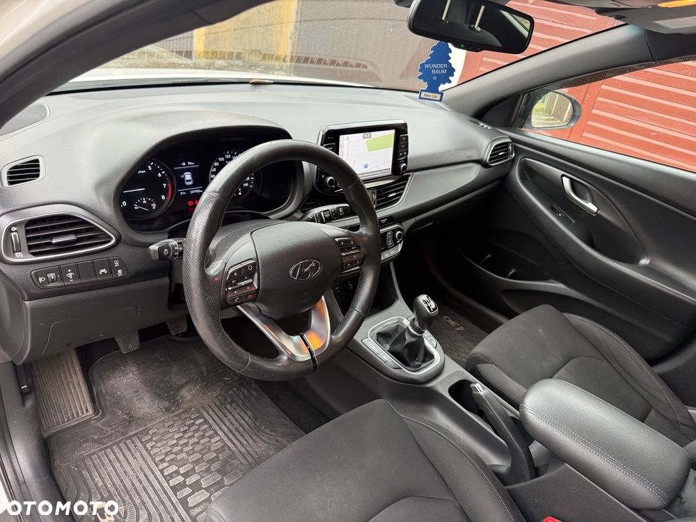 Hyundai i30 1.4 T-GDI GO Plus - 10