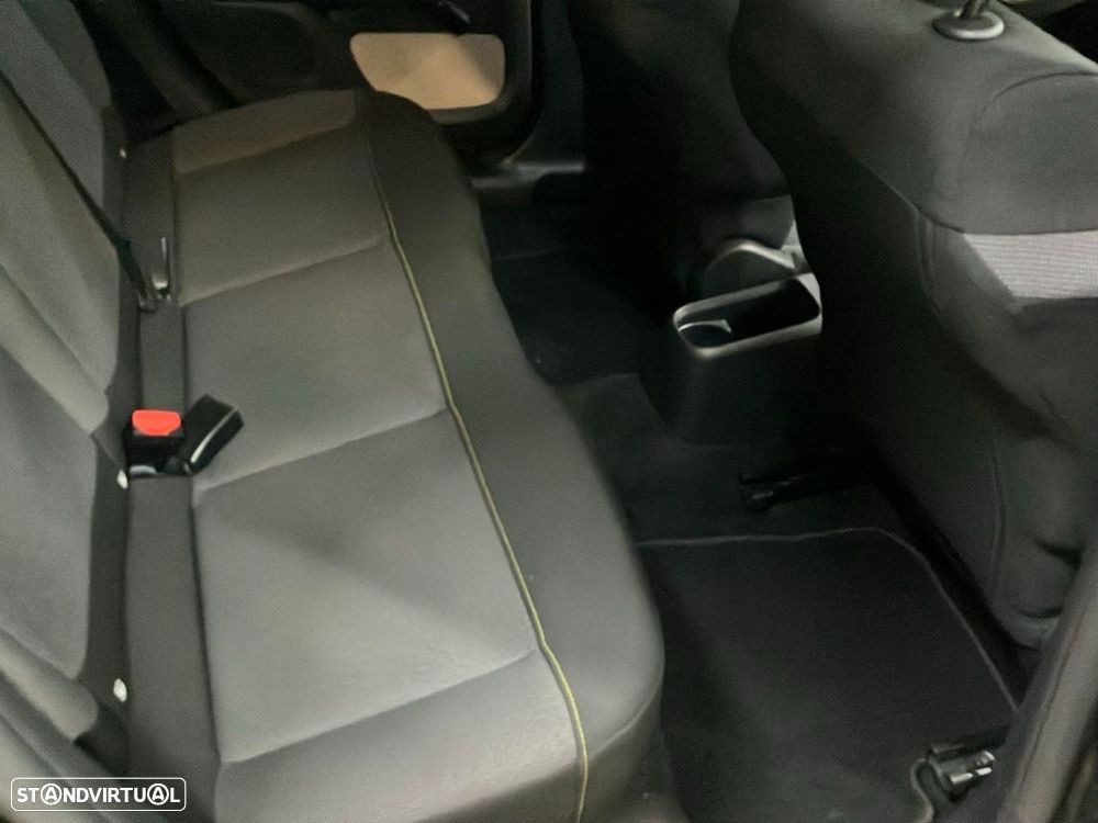 Citroën C3 1.2 PureTech C-Series - 17