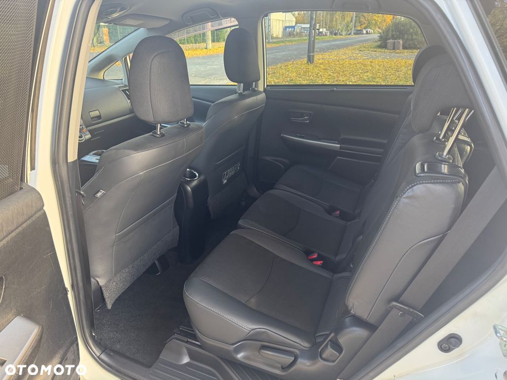 Toyota Prius+ (Hybrid) Comfort - 12