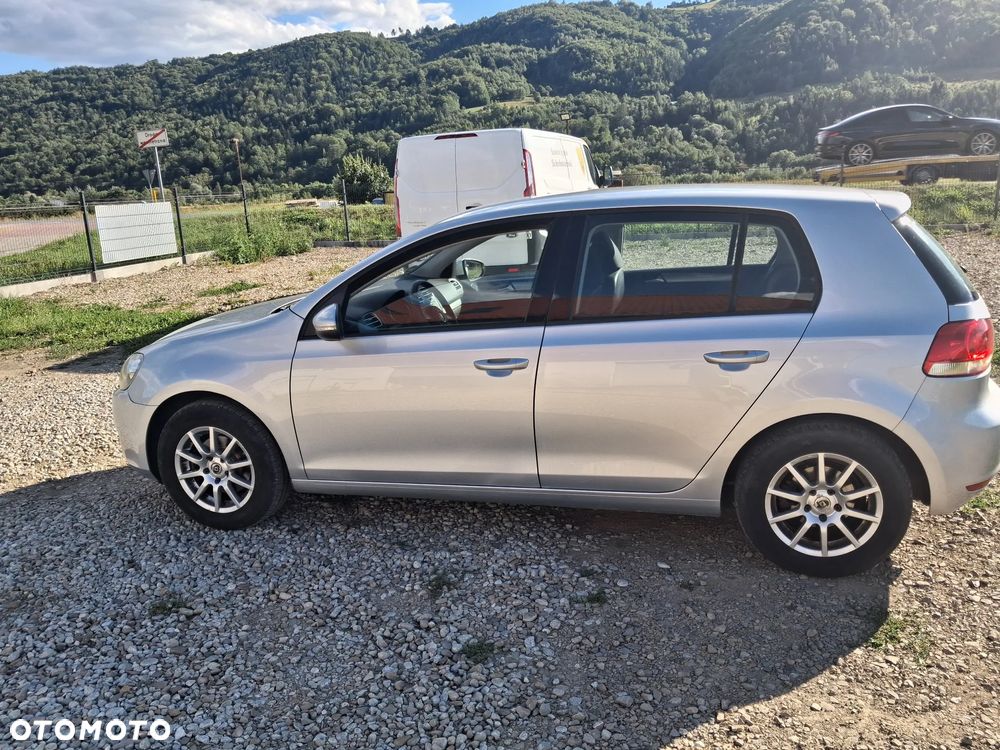 Volkswagen Golf 1.6 TDI BlueMotion Technology Comfortline - 9