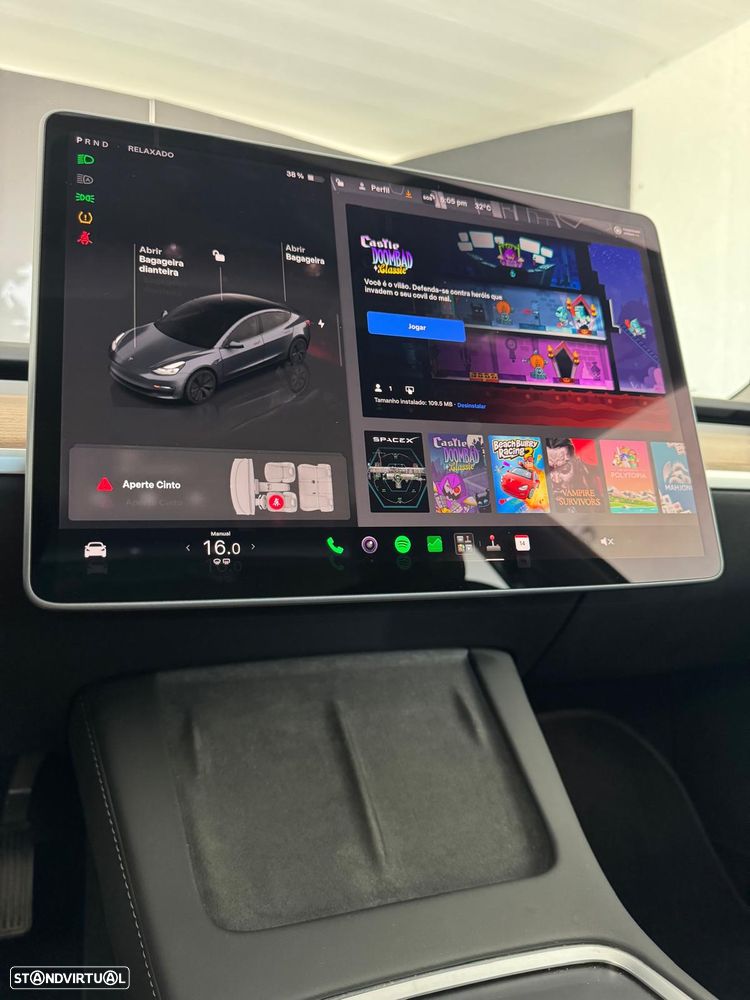 Tesla Model 3 Long Range AWD Dual Motor Performance - 19