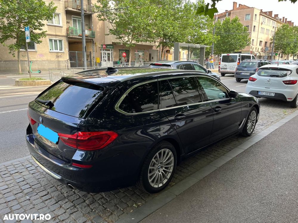 BMW Seria 5 520d xDrive Aut. Luxury Line - 7