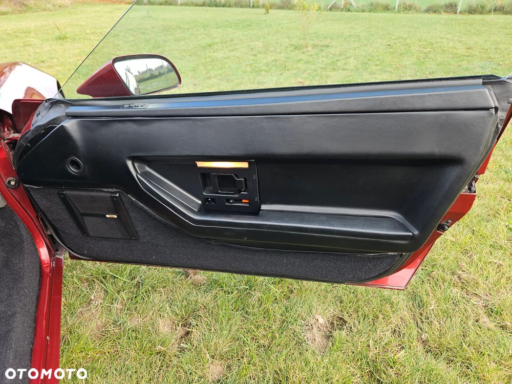 Chevrolet Corvette - 15