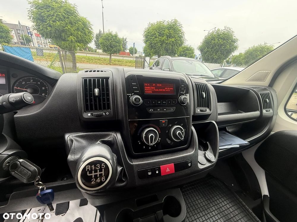 Peugeot BOXER - 12