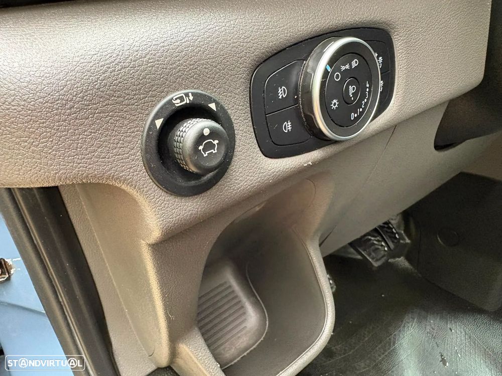 Ford TRANSIT - 16