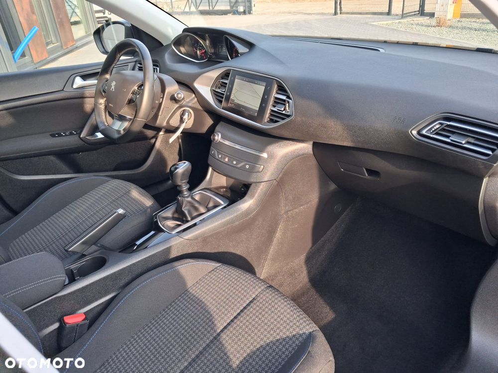 Peugeot 308 PureTech 130 Allure Pack - 10