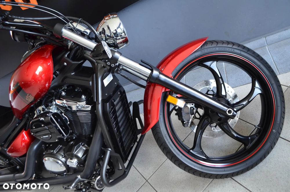 Yamaha XVS - 9
