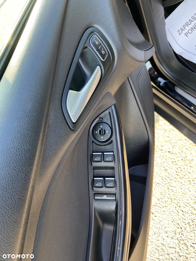 Ford Focus 1.0 EcoBoost Titanium - 28