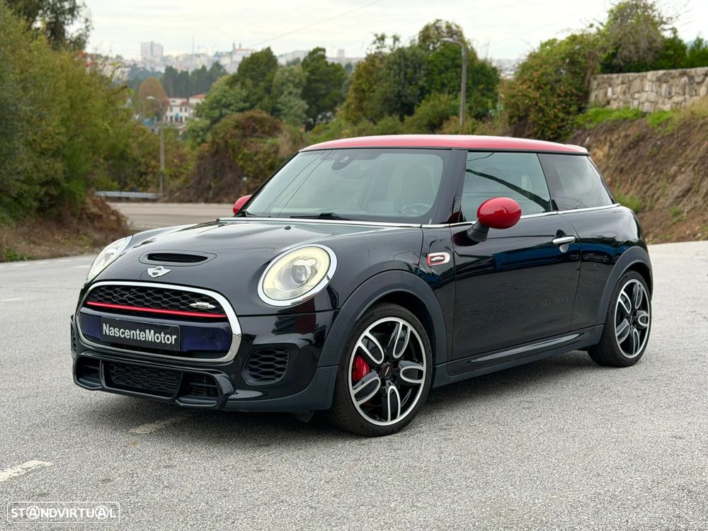 MINI 3 Portas John Cooper Works - 1