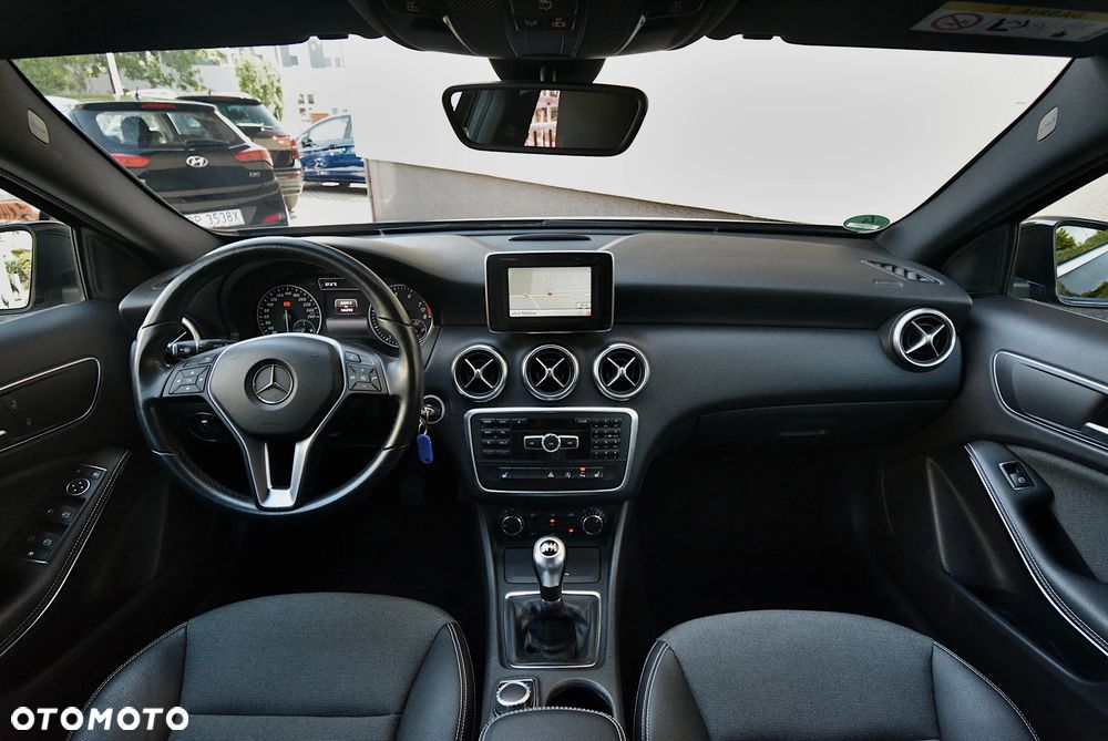 Mercedes-Benz Klasa A 180 BlueEfficiency Edition Style - 14