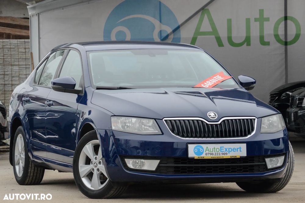 Skoda Octavia 1.6 TDI Ambiente - 2