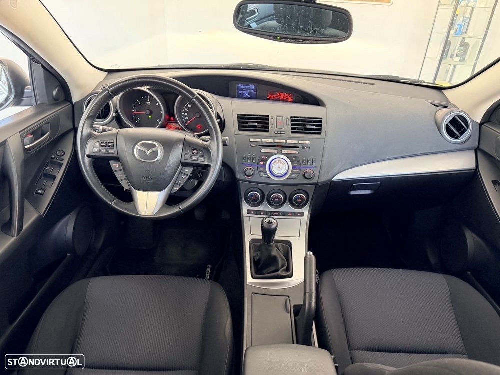 Mazda 3 Hatchback MZ-CD 1.6 Exclusive Plus - 2