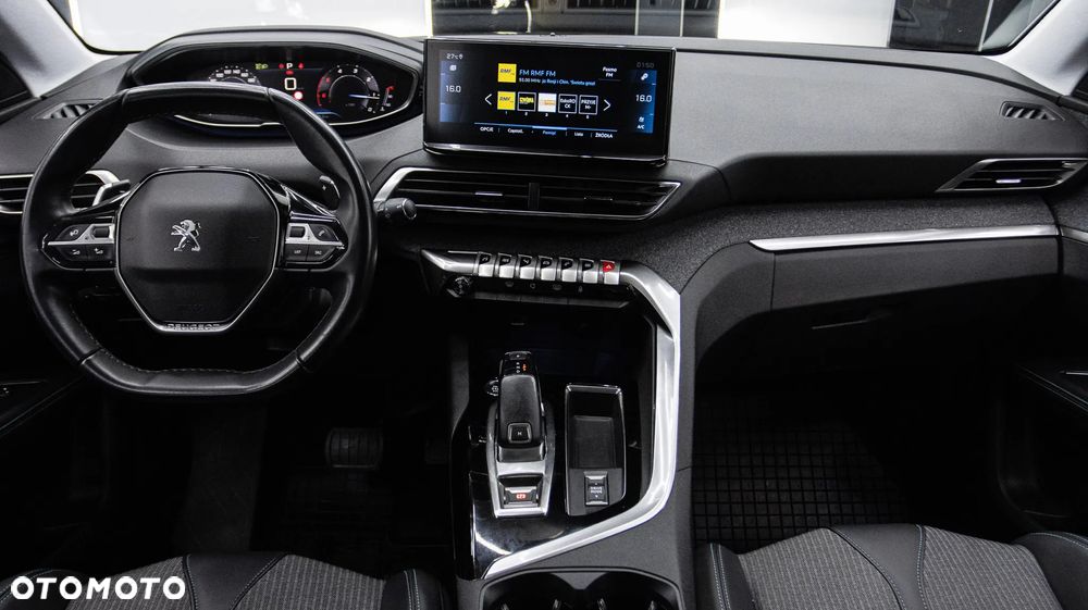 Peugeot 5008 2.0 BlueHDi Allure S&S EAT8 - 17