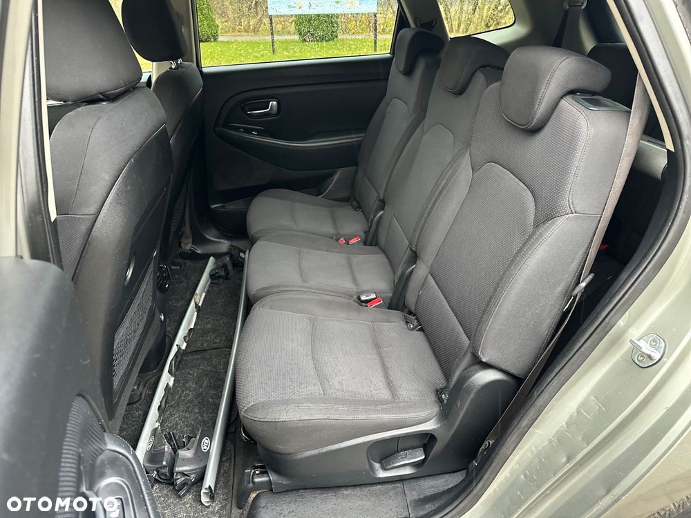 Kia Carens 1.6 GDI Business Line 7os EU6 - 22