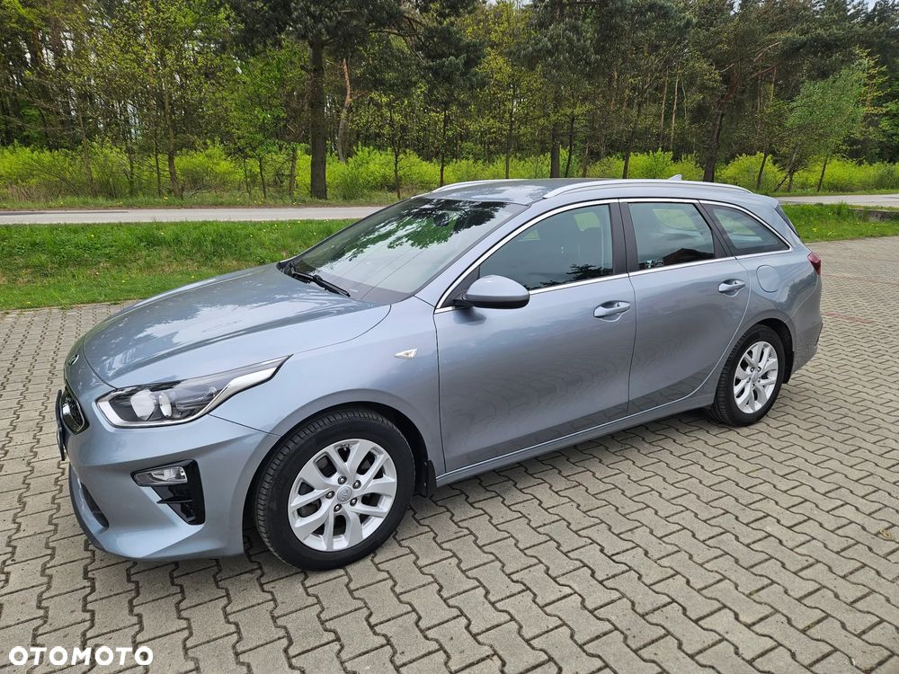 Kia Ceed 1.5 T-GDI MHEV L Business Line DCT - 1