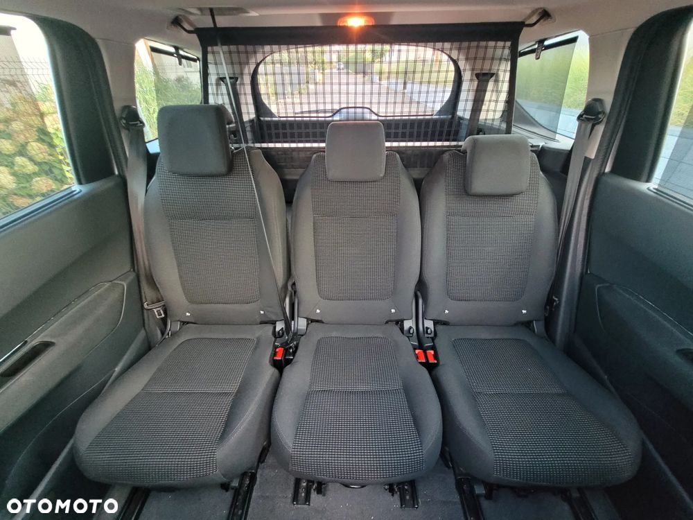 Peugeot 5008 2.0 BlueHDI Allure S&S - 21
