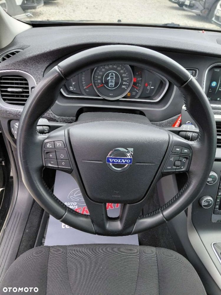 Volvo V40 - 12