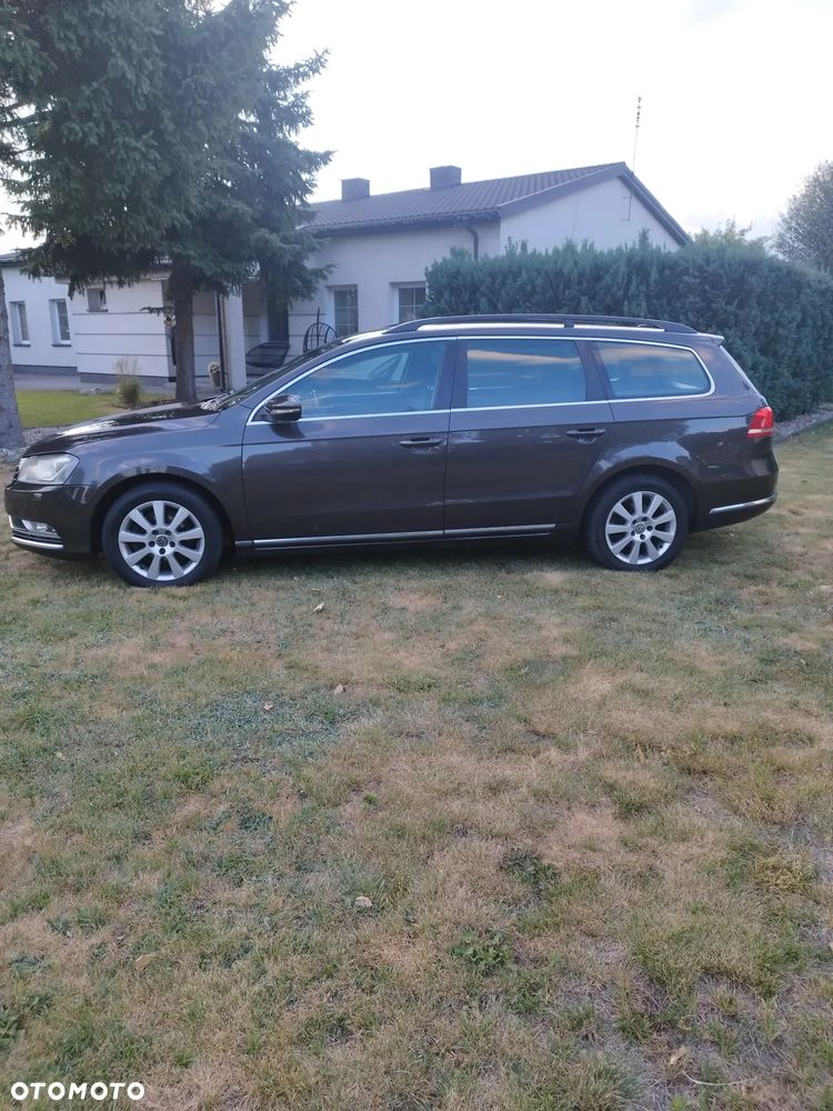 Volkswagen Passat - 17