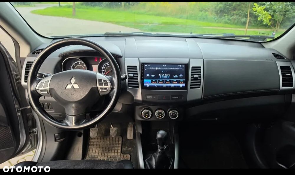 Mitsubishi Outlander 2.0 DI-D 4WD Inform - 4