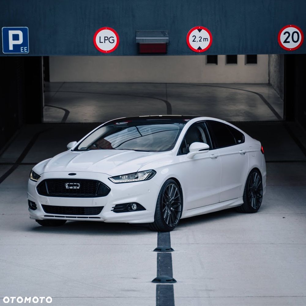 Ford Mondeo 2.0 EcoBoost ST-Line - 1