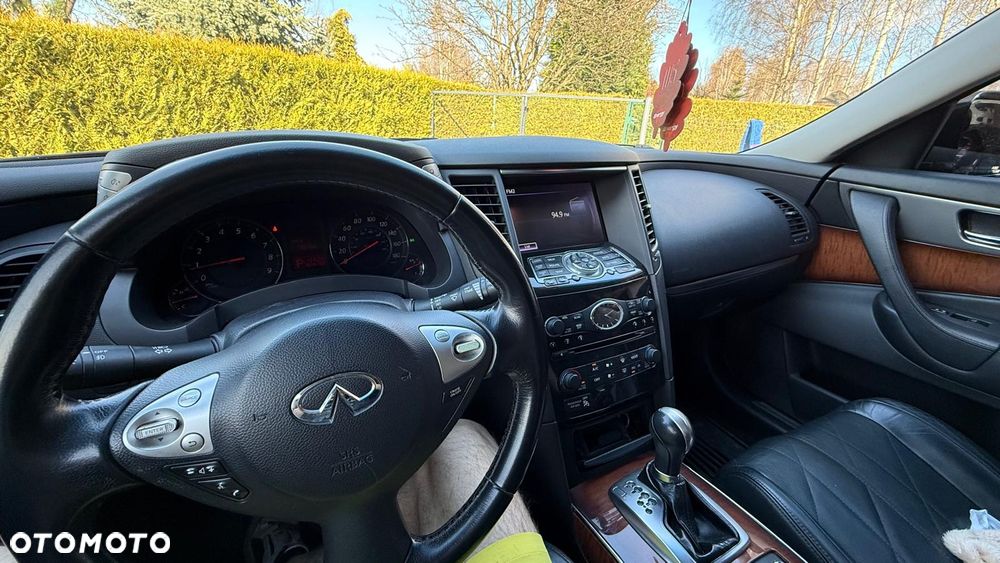 Infiniti FX FX35 AWD - 8