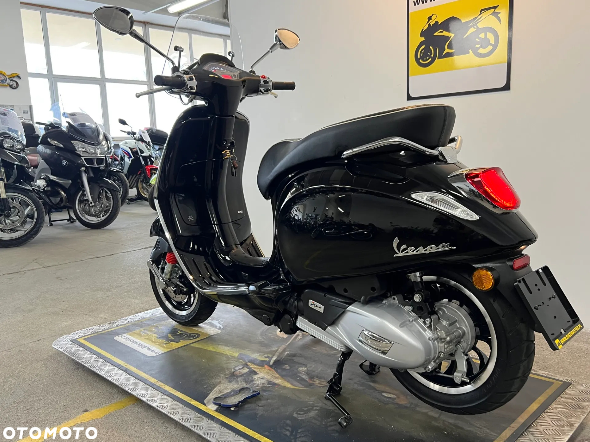 Vespa Sprint - 29