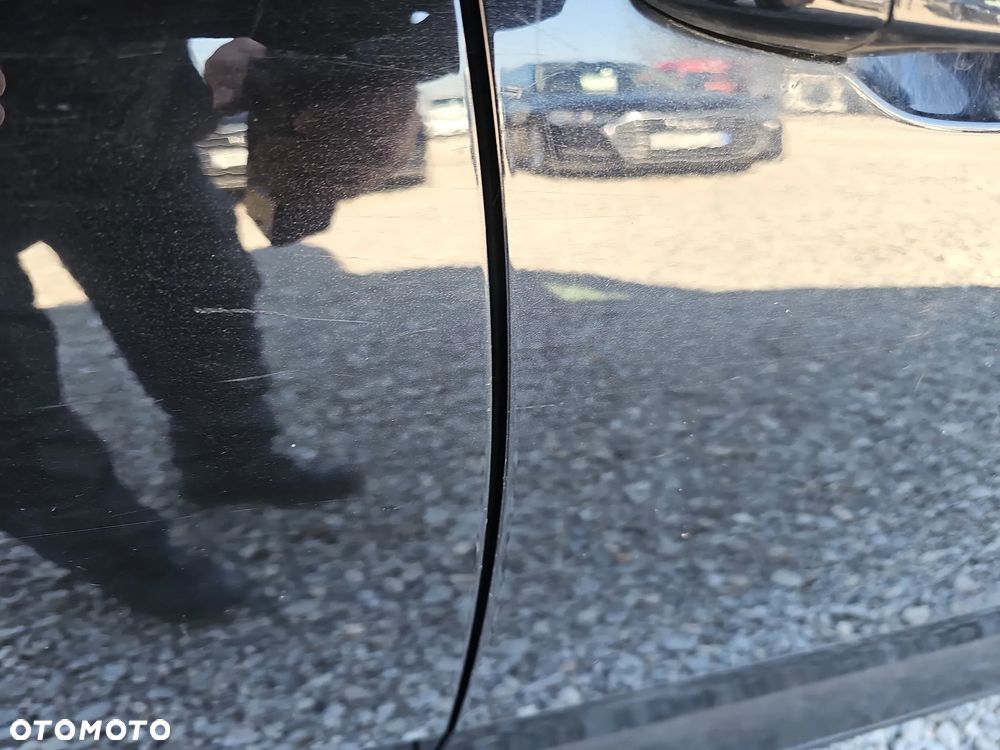 Skoda Superb 2.0 TDI Sportline DSG - 33