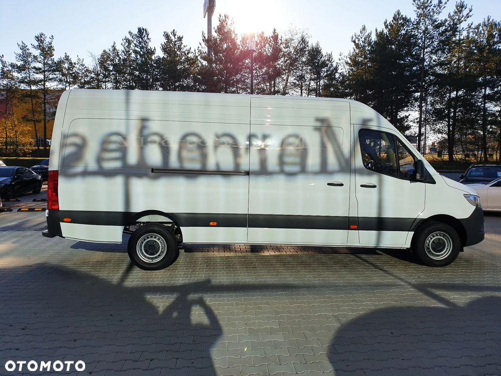 Mercedes-Benz SPRINTER - 5