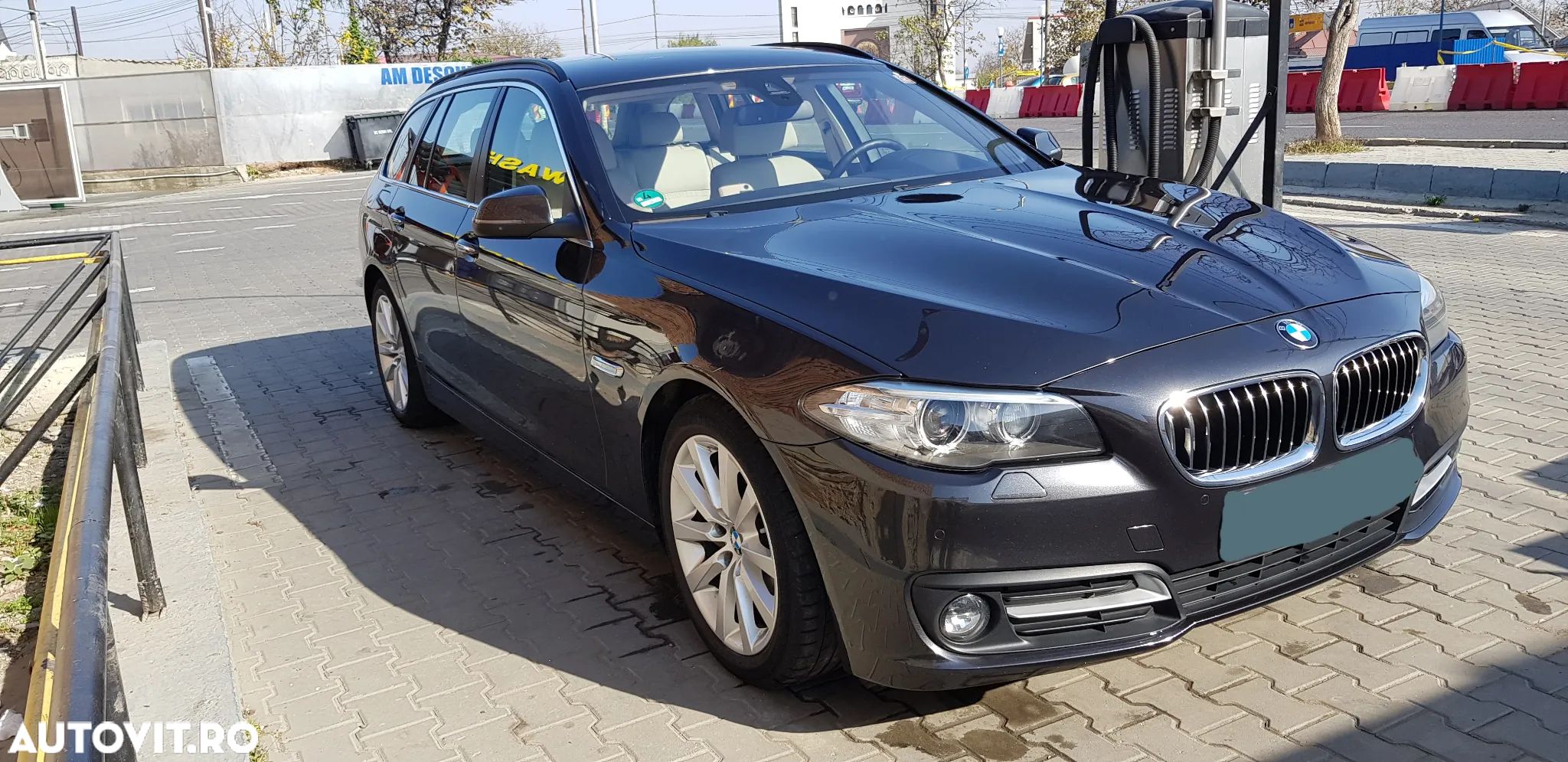 BMW Seria 5 525d xDrive Sport-Aut. - 1