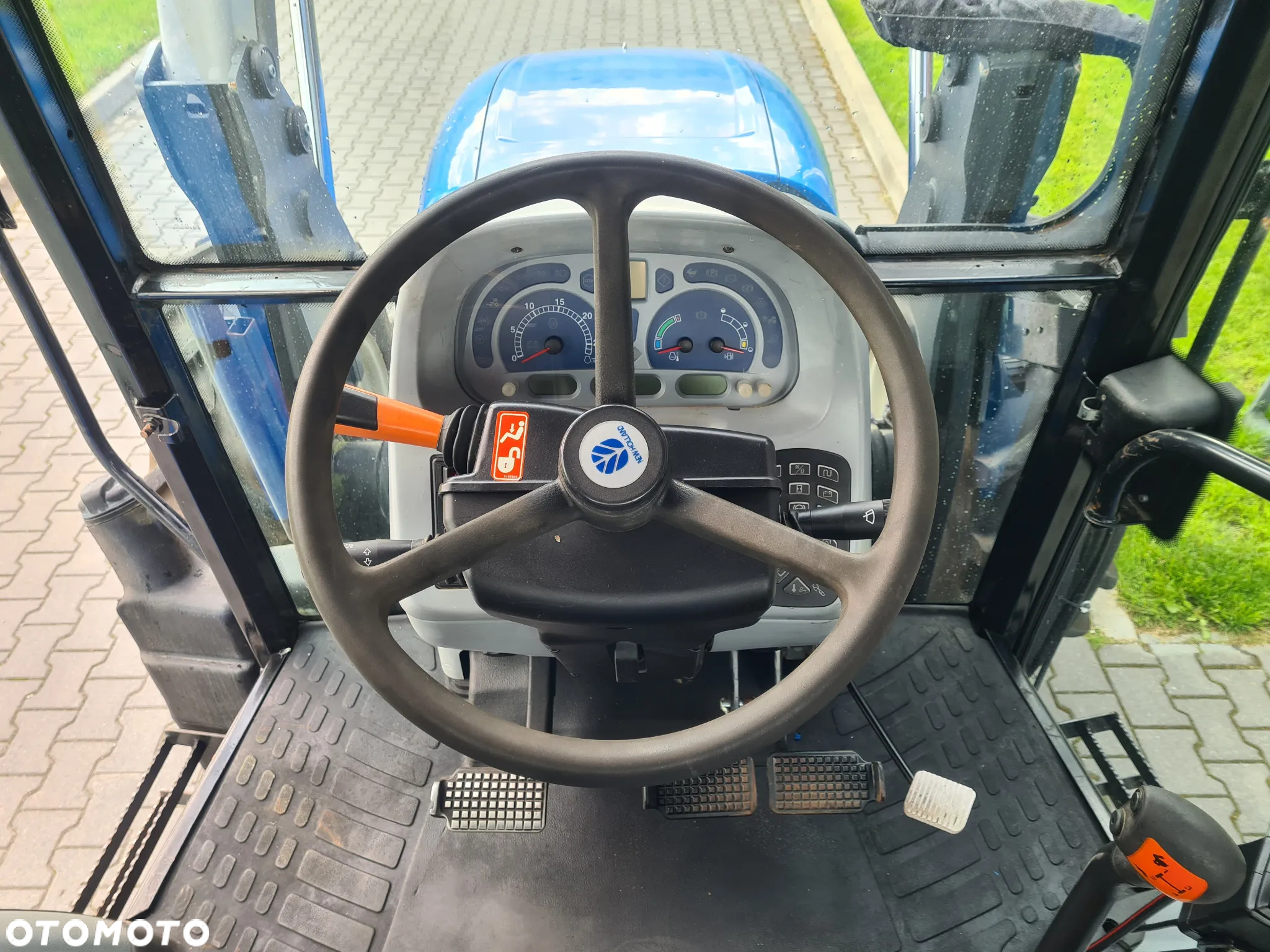 New Holland T5040 - 8