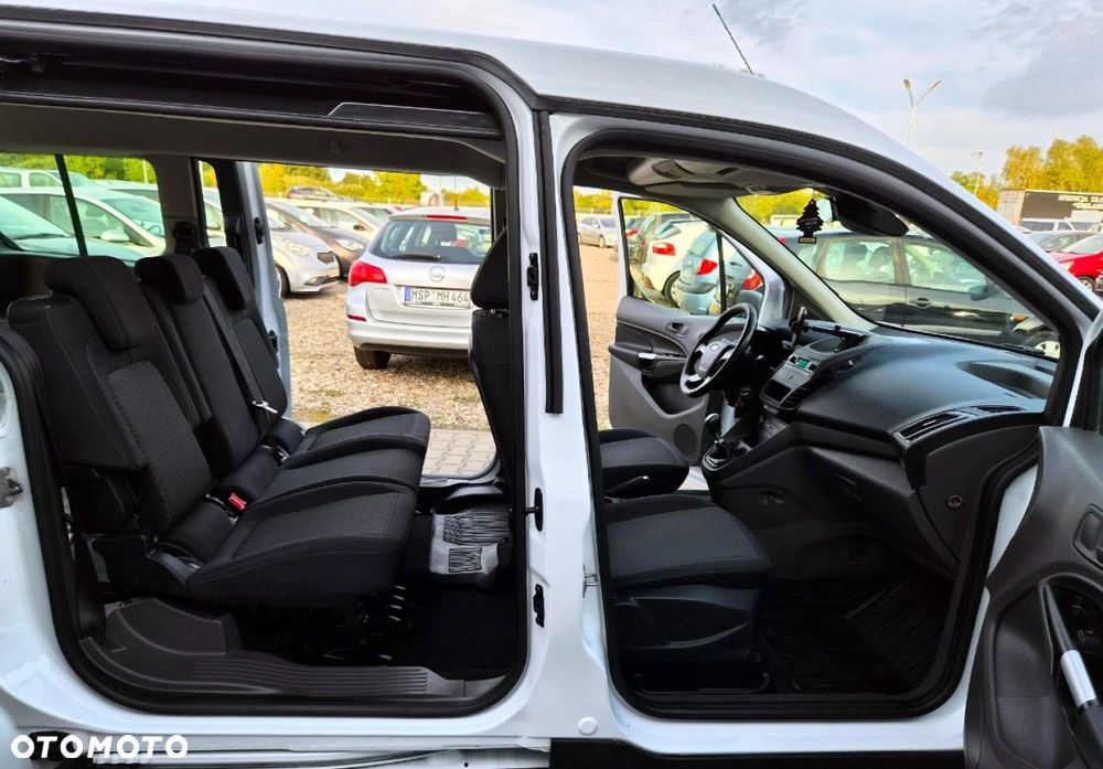 Ford Transit Connect - 25
