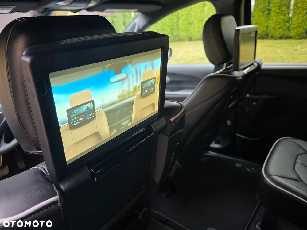 Chrysler Pacifica - 28