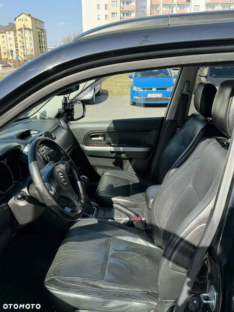Suzuki Grand Vitara 2.0 - 4