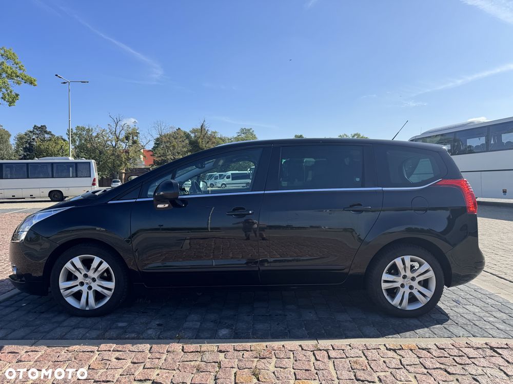 Peugeot 5008 - 2