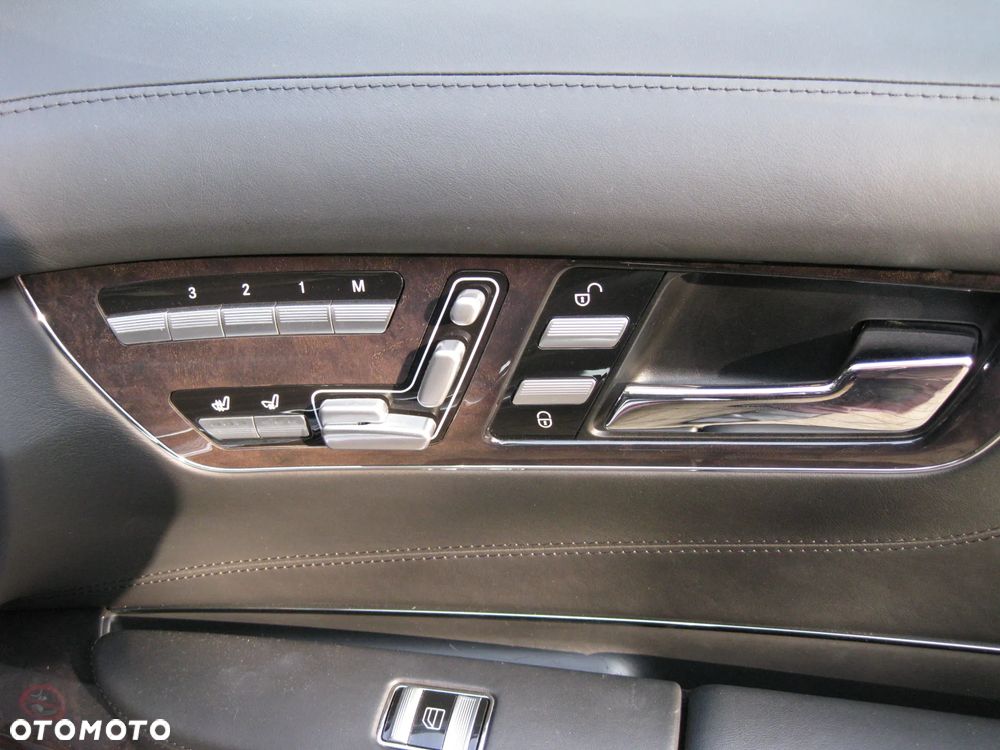 Mercedes-Benz CL 500 7G-TRONIC - 34