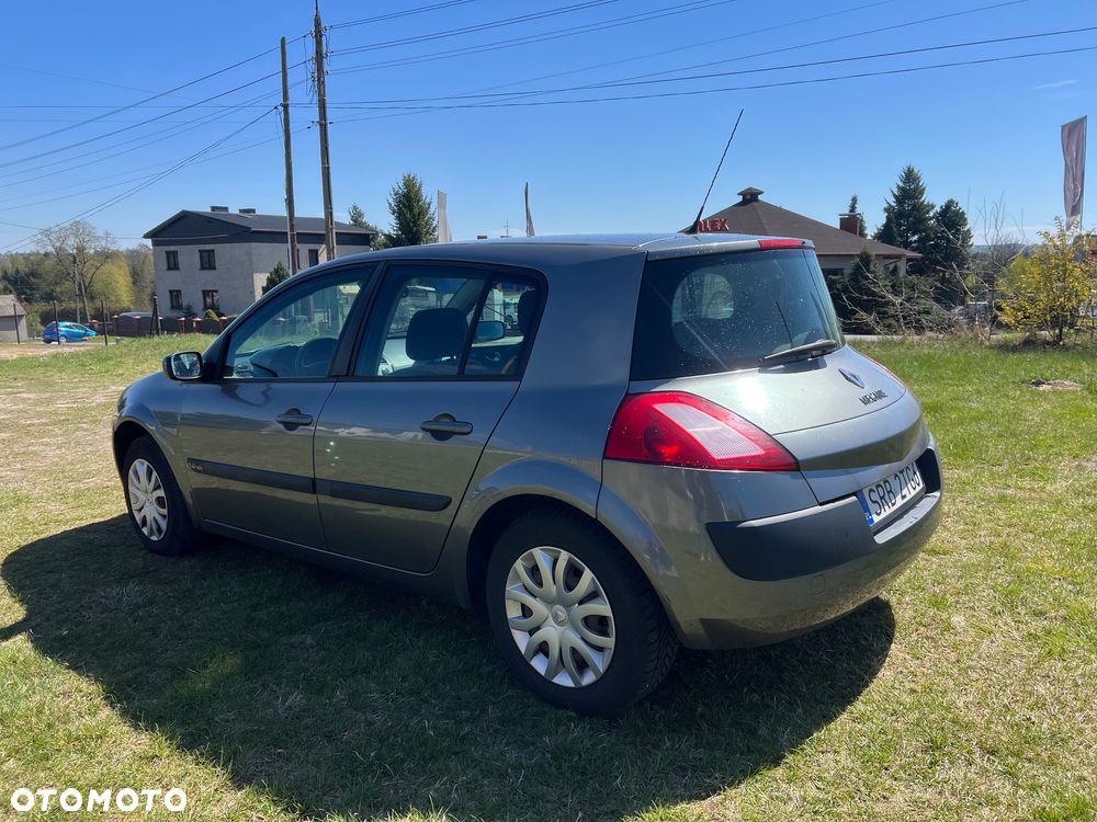 Renault Megane 1.6 Confort Expression - 4