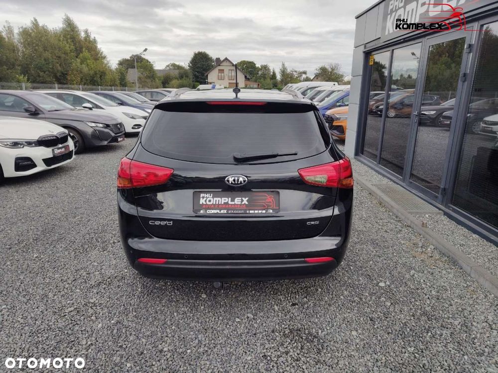 Kia Ceed - 6