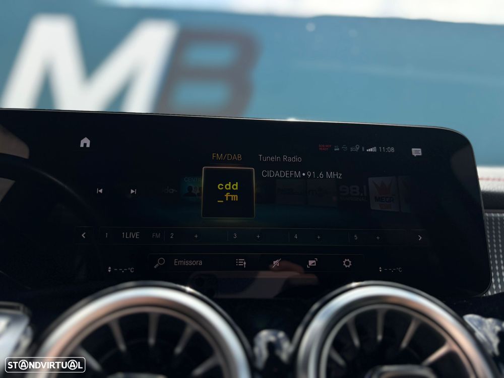 Mercedes-Benz EQB 250+ AMG Line - 24