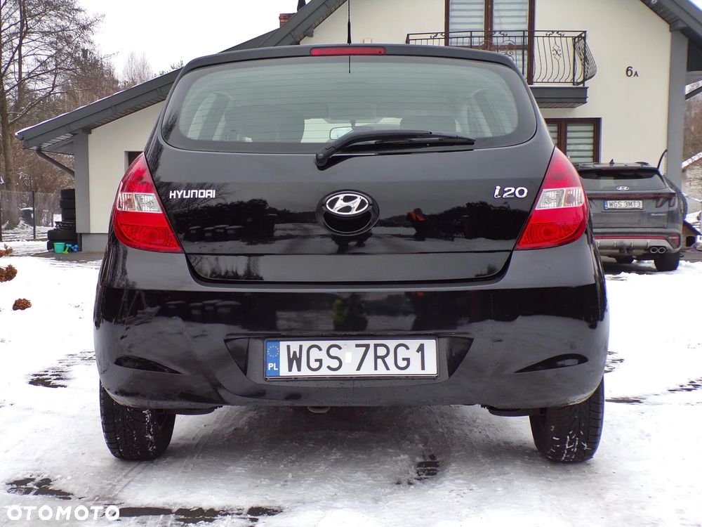 Hyundai i20 1.2 Classic + - 10