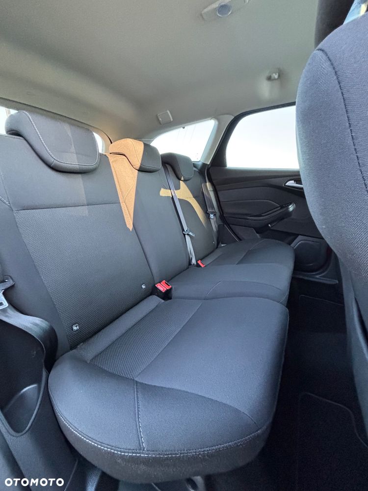 Ford Focus 1.5 EcoBlue Start-Stopp-System TITANIUM DESIGN - 27