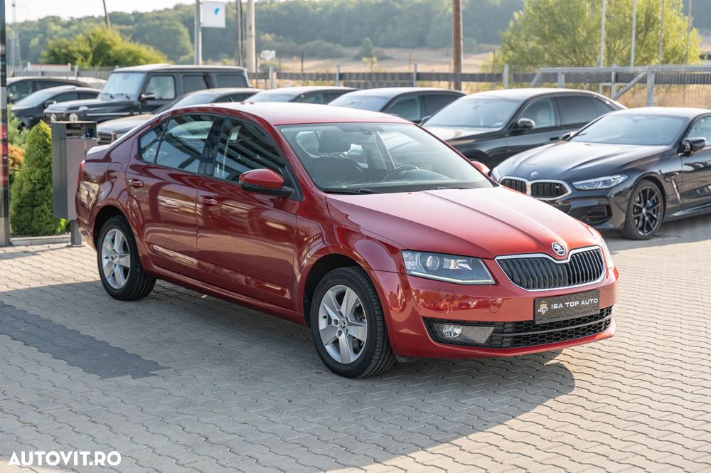 Skoda Octavia 1.6 TDI DPF Elegance - 30