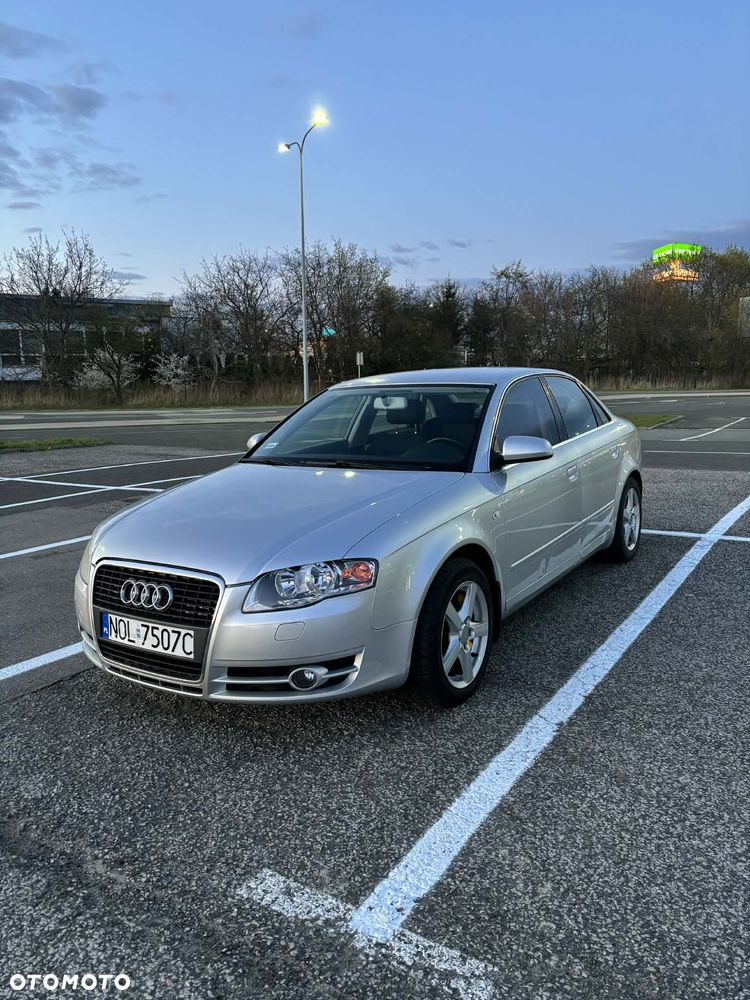 Audi A4 Limousine 2.0T FSI - 1