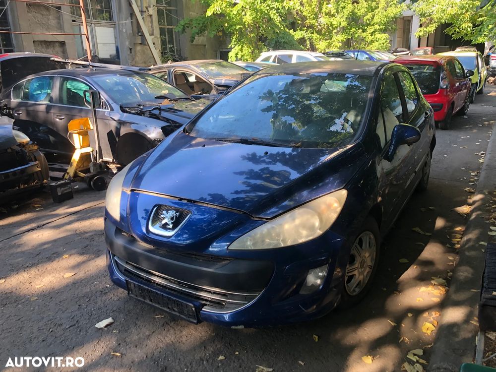 Dezmembrez Peugeot 308 albastru 1,6 HDI 2008 - 12