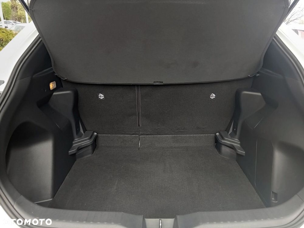 Toyota Yaris Cross - 8