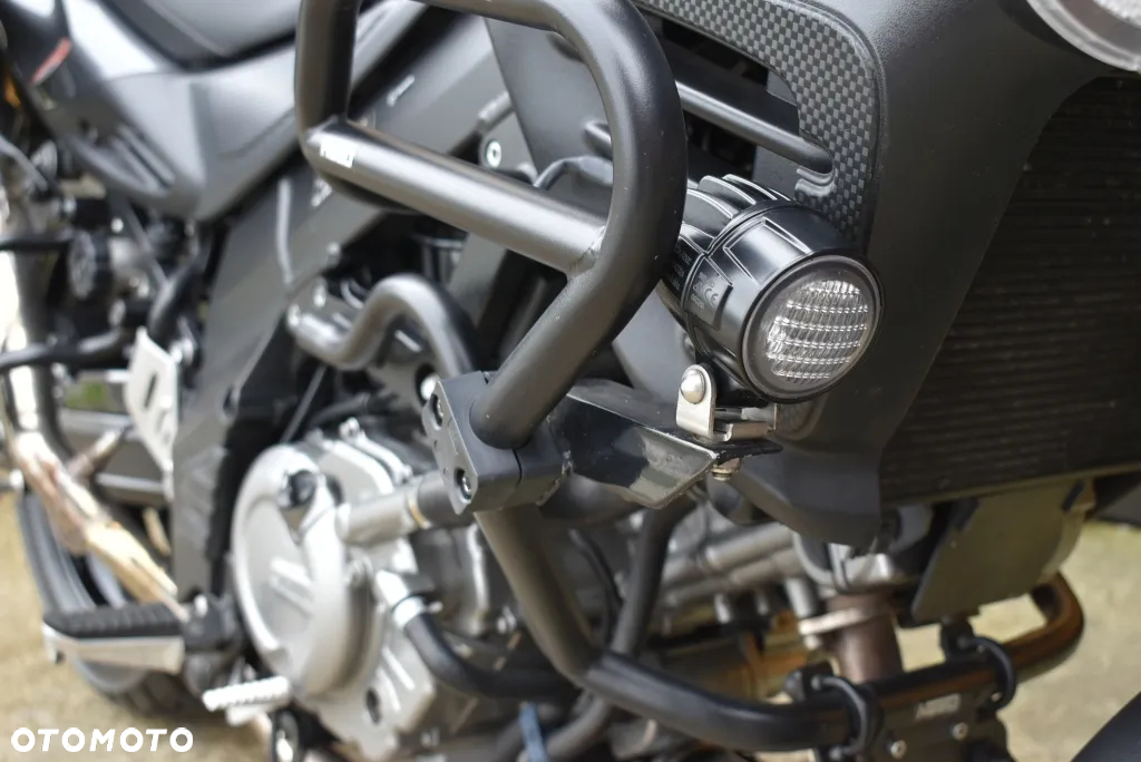 Suzuki V-STROM - 38